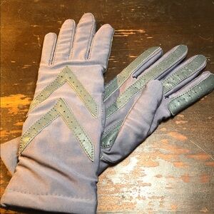 Isotoner Gloves Warm Ups